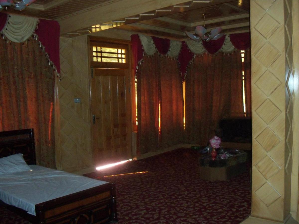 Manila Huts Hotel Naran Buitenkant foto