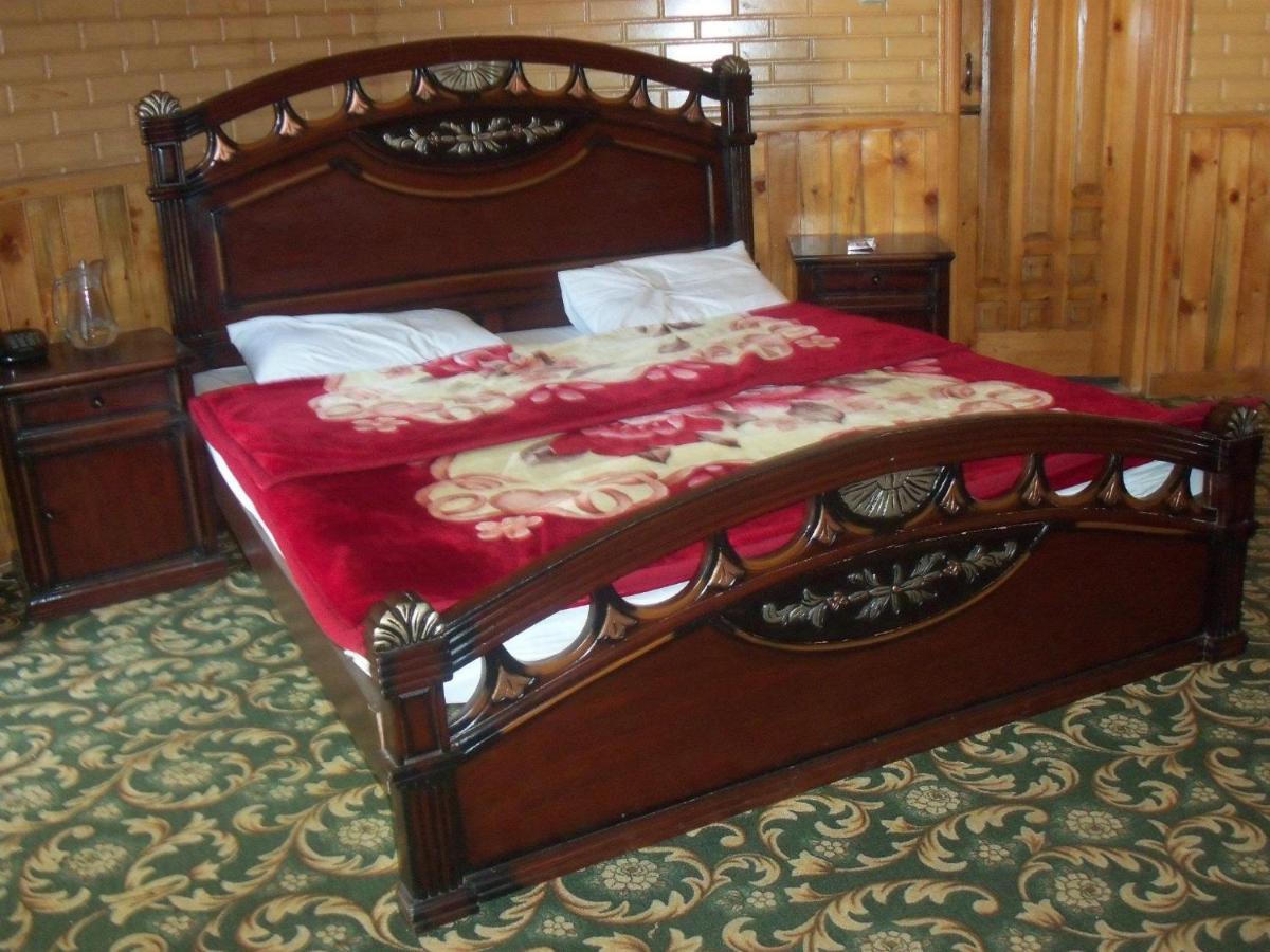 Manila Huts Hotel Naran Buitenkant foto