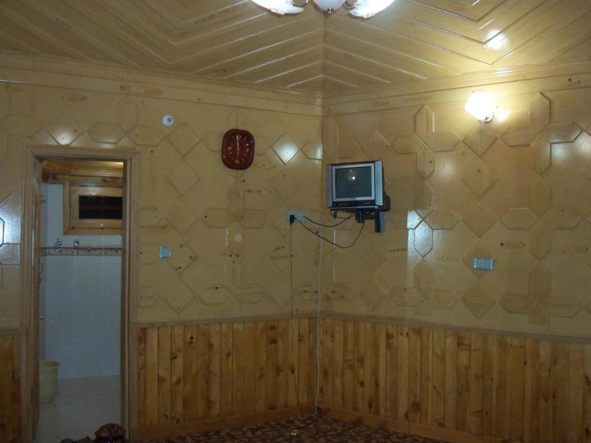 Manila Huts Hotel Naran Buitenkant foto