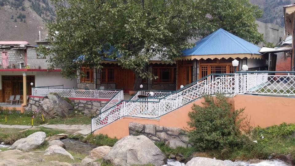 Manila Huts Hotel Naran Buitenkant foto